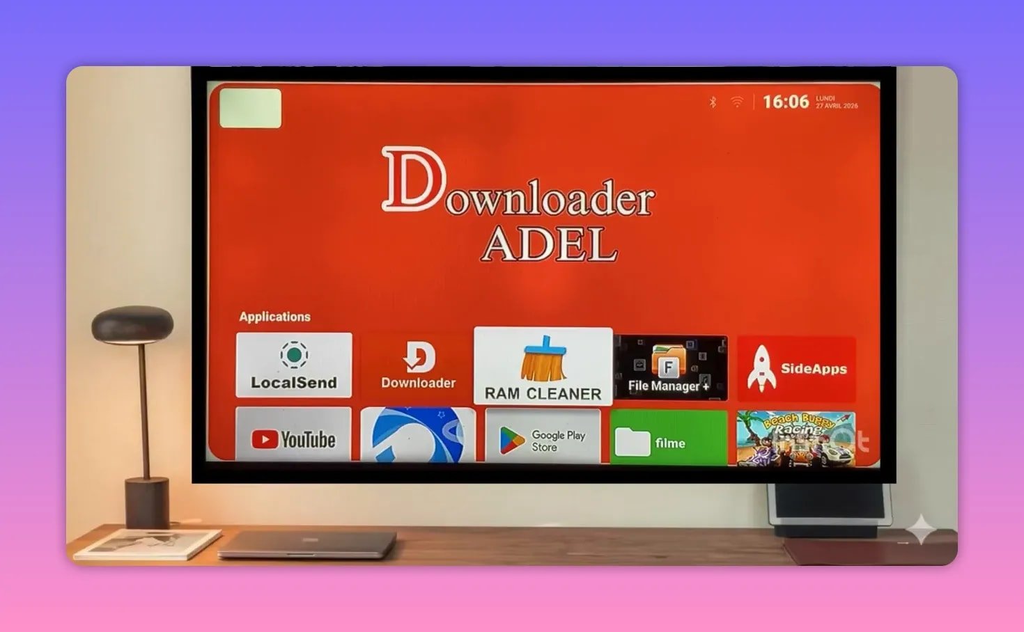 Android TV-Startbildschirm mit Symbolen für LocalSend, Download, RAM Cleaner, Dateimanager+ und Side-Apps