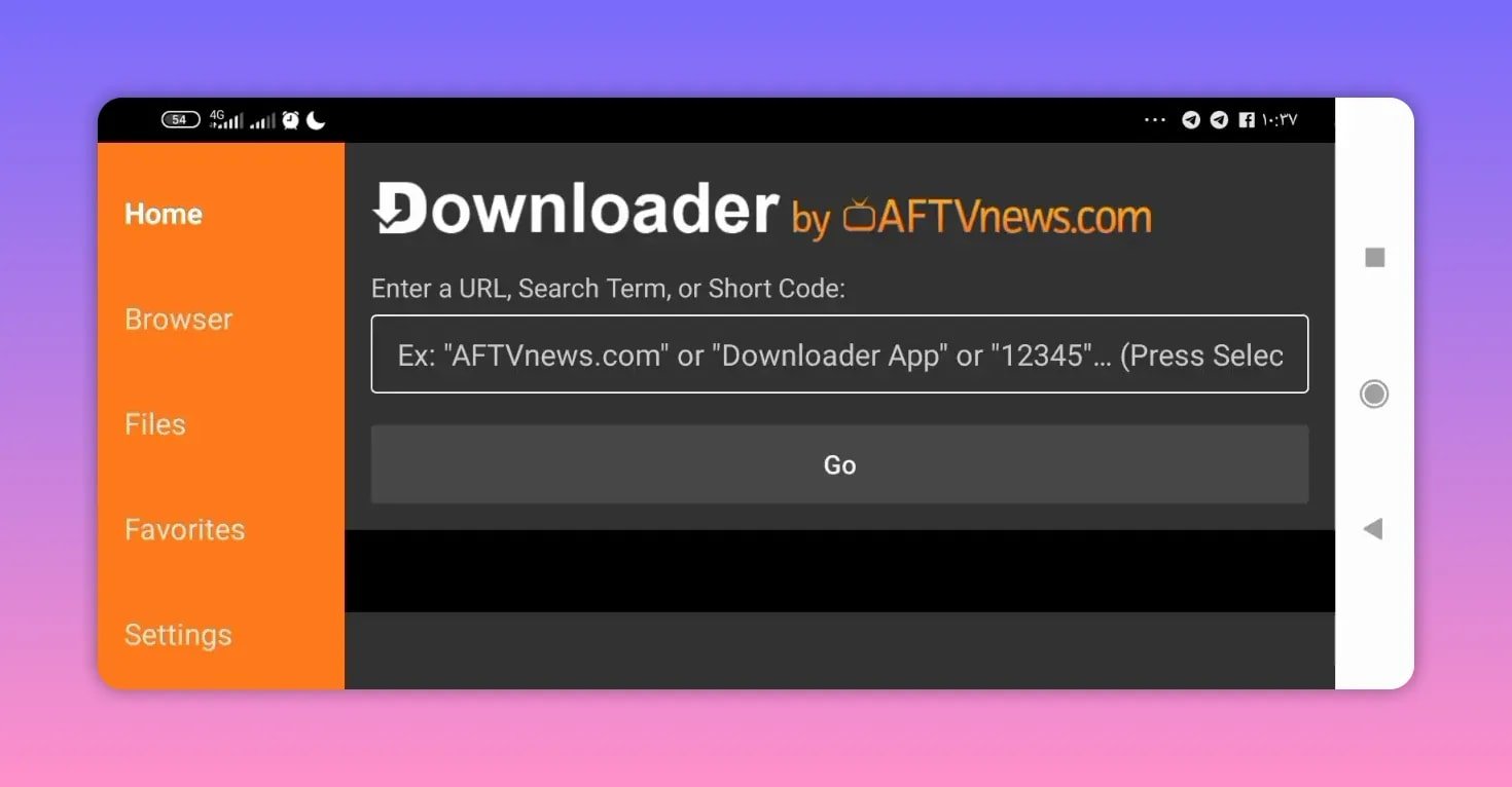 O aplicativo Downloader, da AFTVnews.com, exibe a tela na Android TV para inserir um código curto.